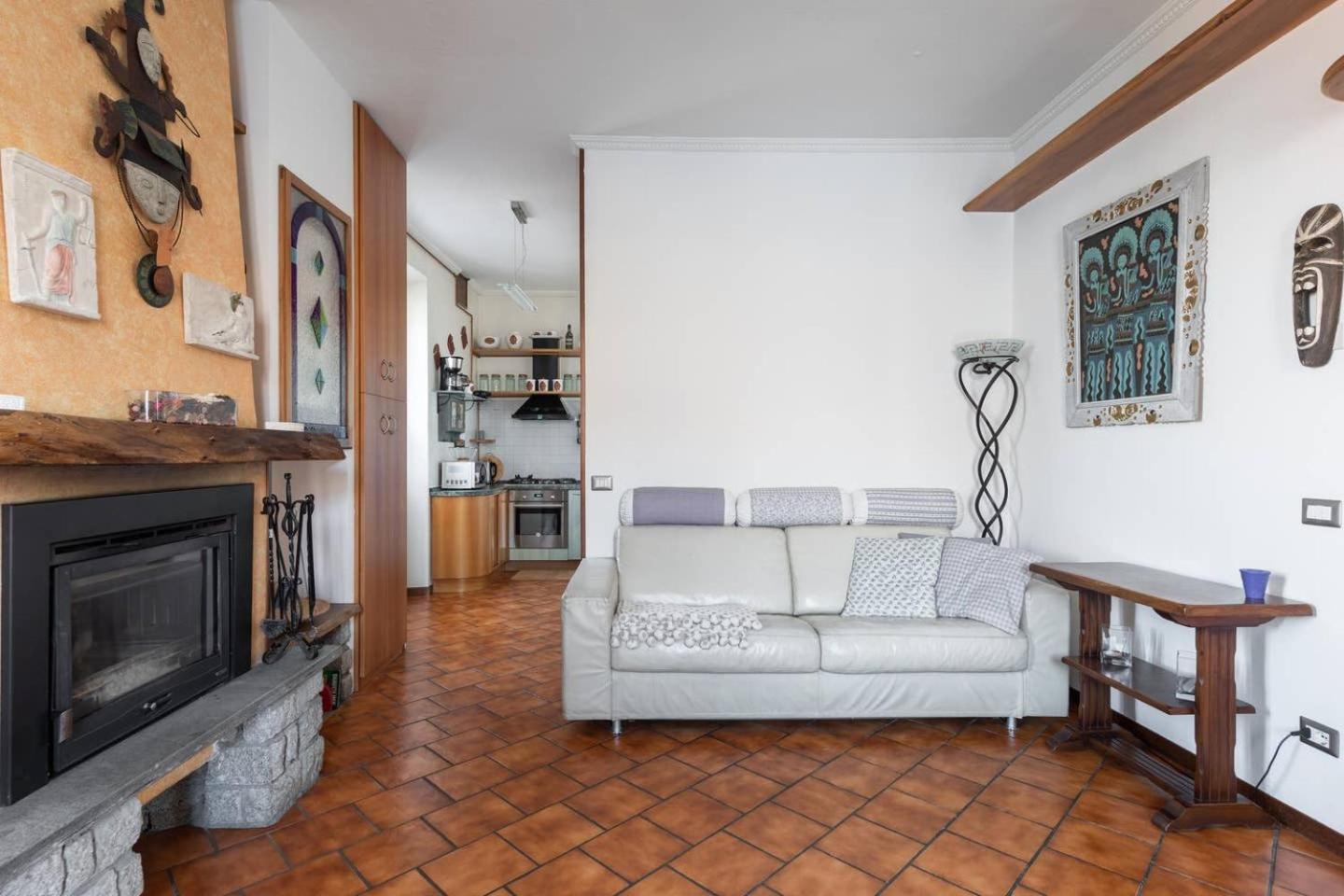 Ferienwohnung Casa Emi Lezzeno Exterior foto